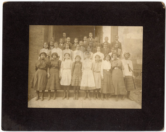 School portrait Miniaturansicht