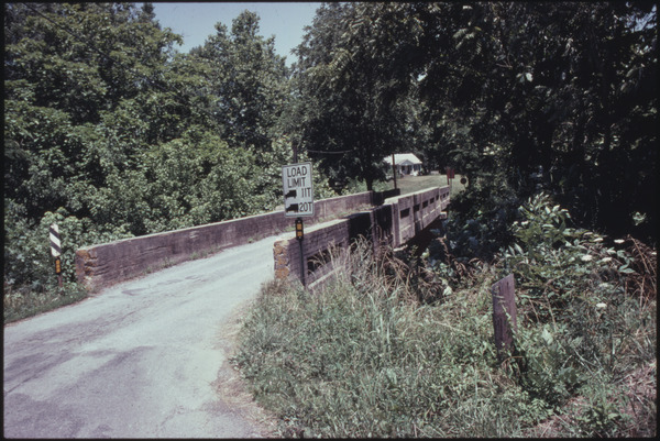 Thompson Bridge (over Nine Mile Creek) miniatura