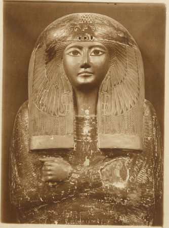 Coffin of Queen Ma'at-kere Thumbnail