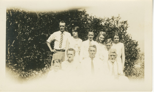 John W. Oliver with wife, father, and children Thumbnail